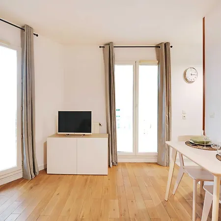 Modern 2p - Courbevoie La Defense Holiday home Paris